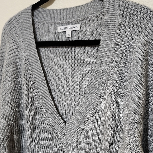 Elizabeth and James V-Neck Sweater in Gray and White - Picture 5 of 10